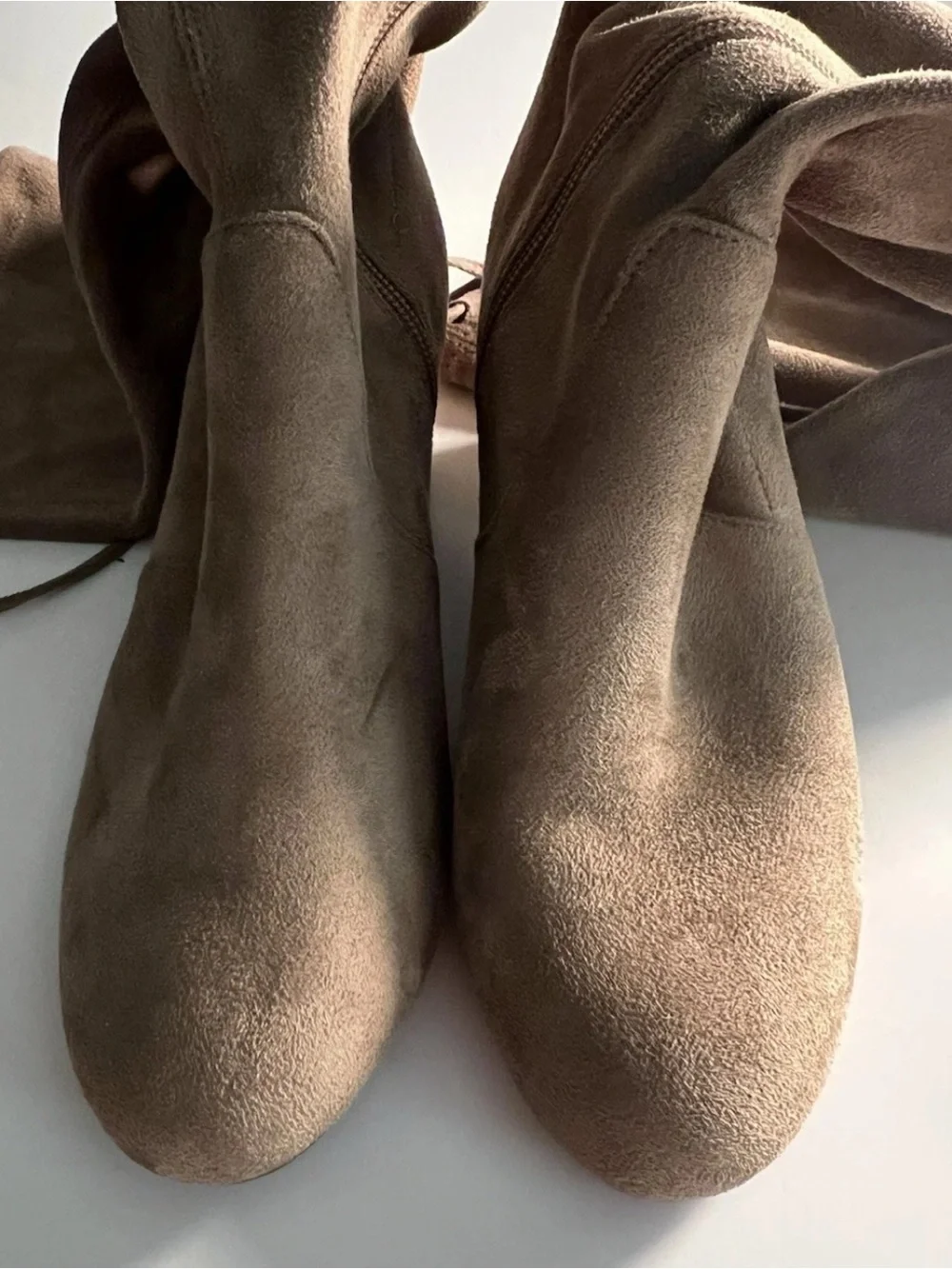 Gianni Bini Women’s Taupe Slouch Knee-High Boots – Size 6M